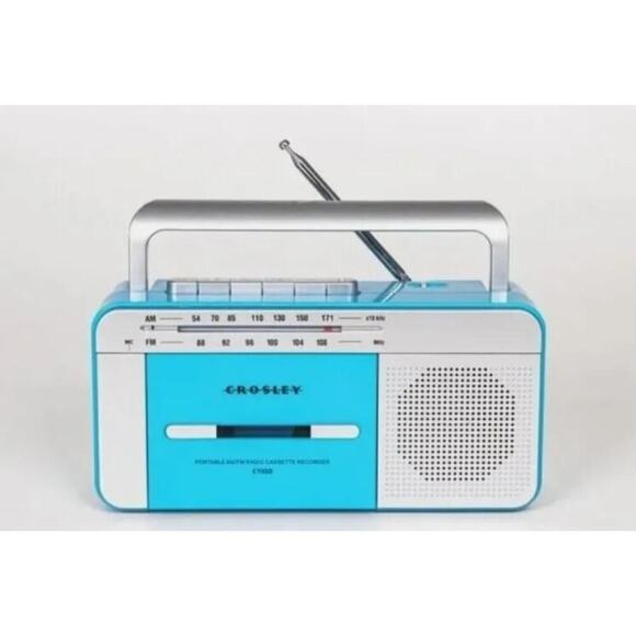 Stranger Things Season 4 Crosley CT102A Cassette Player Recorder Bluetooth - Picture 7 of 7